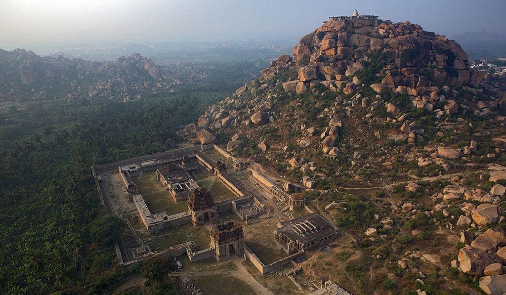 Travel guide to Hampi